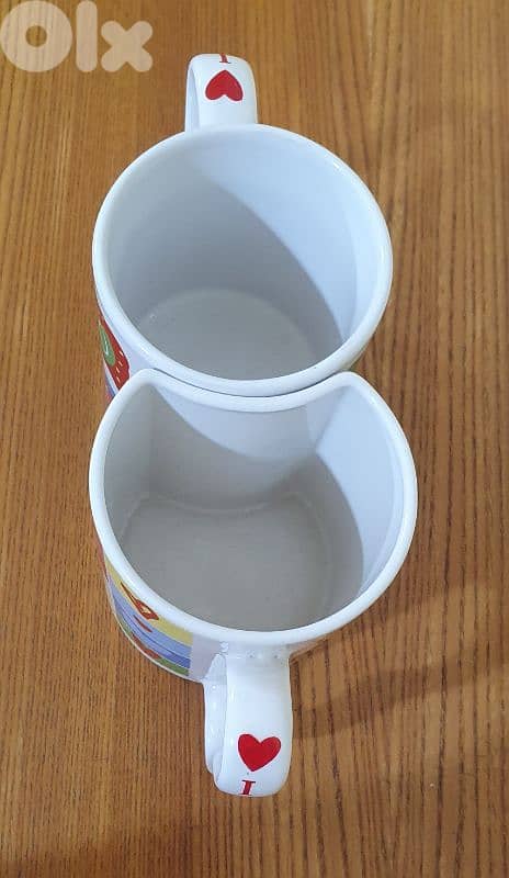 2 mug special and very beautiful  look new 10$ bi  ashrafiye 03723895 5