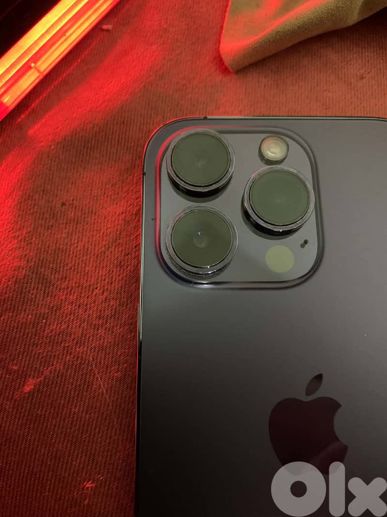 iPhone 14 Pro for sale 4