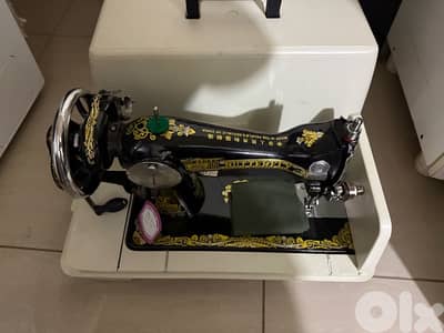ماكنة خياطة