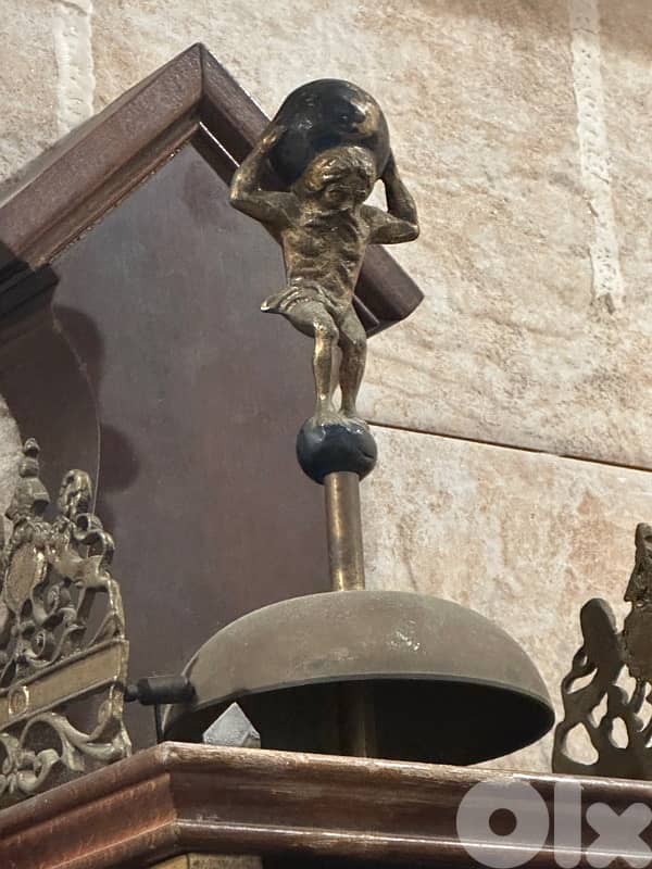Wall Clock from the Late 20th Century in Oak Case 1