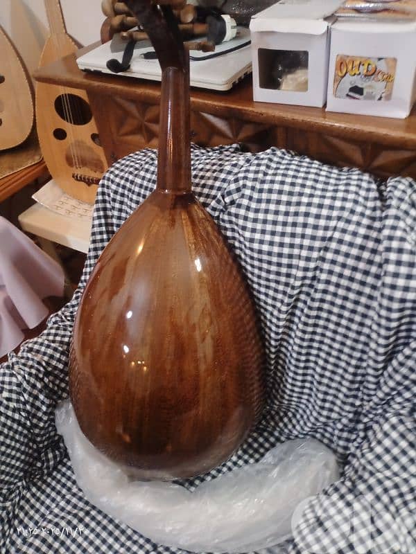 عود  من افضل واجمل الاعواد مجموعة كبيرة بأسعار مناسبة ومخفضة 18