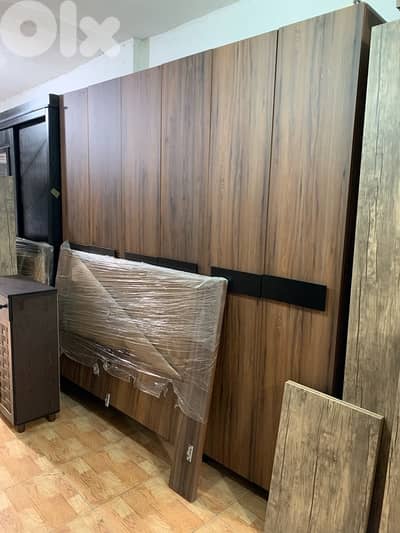 خزانة 6 درف مع تخت مجوز جديدة من المعمل بافضل الاسعار