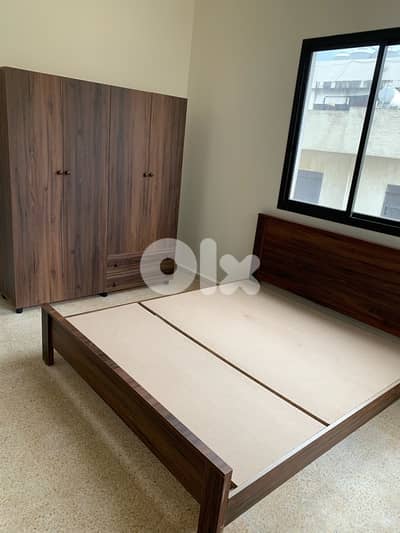 خزانة 4 درف مع تخت مجوز جديدة من المعمل بافضل الاسعار