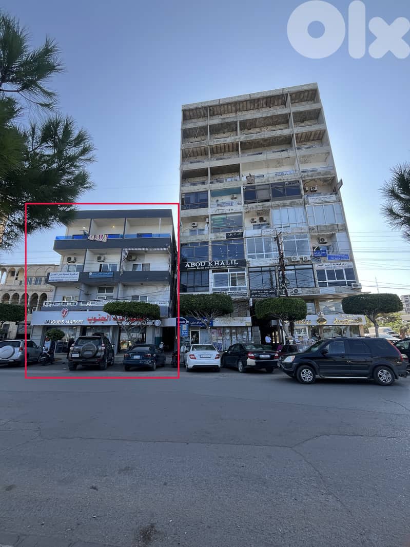 مبنى استثماري مميز في صور |  واجهة بحرية + إمكانية اضافة طابق 0