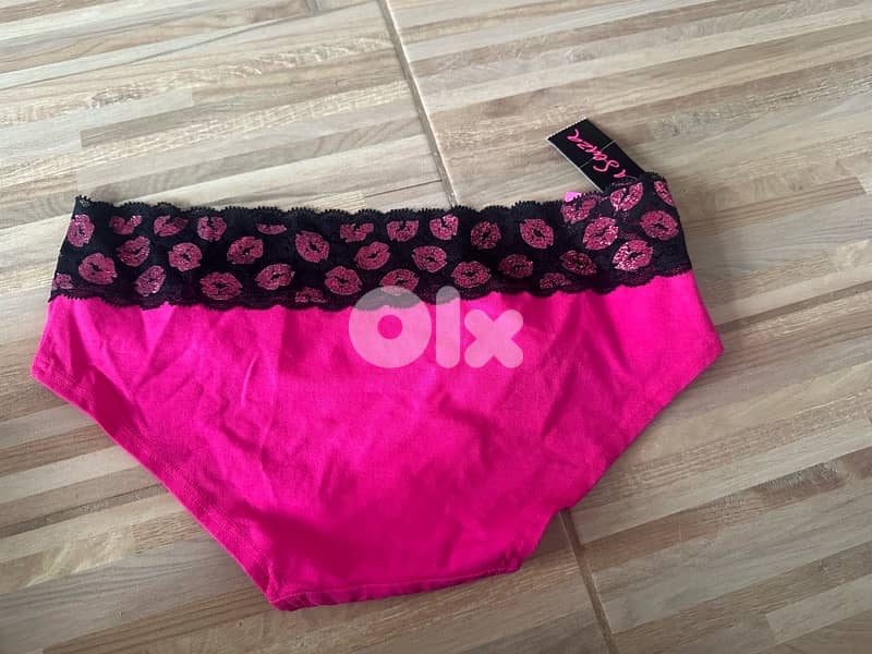 La Senza, La vie en rose, Marie France 1