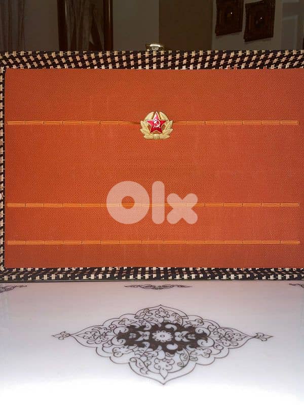 طاولة زهر قديمة من زمن الاتحاد السوفييتي - نادرة 0