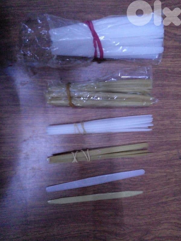 عود ولوازم عود  اوتار اليس ريش سيلكون  عضم جملة جملة ومفرق 4