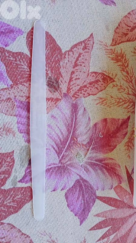 عود ولوازم عود  اوتار اليس ريش سيلكون  عضم جملة جملة ومفرق 10