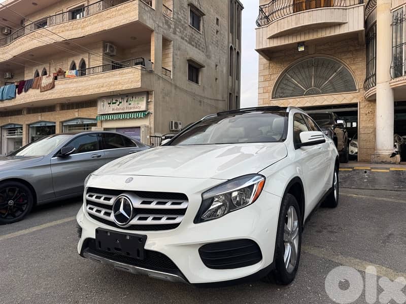 MERCEDES GLA250 2017, panoramic, super clean, full options, 81/882165 0