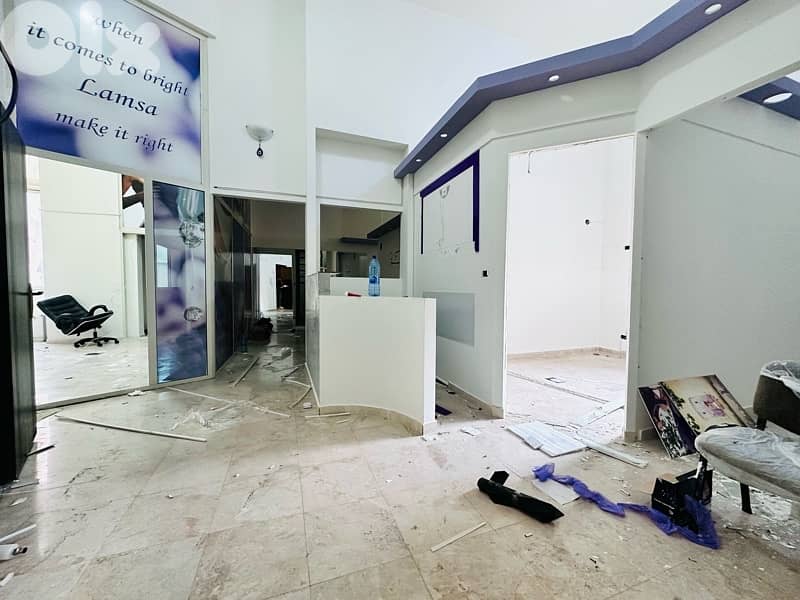 Office For Rent In Sodeco Over 124 Sqm | مكتب للايجار في السوديكو 0