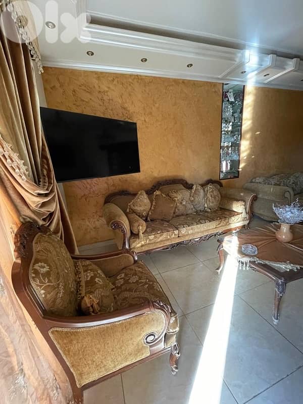 صالون ستيل  ٤صغار ١ كبيره  ٥٥٠$ 76064668 1