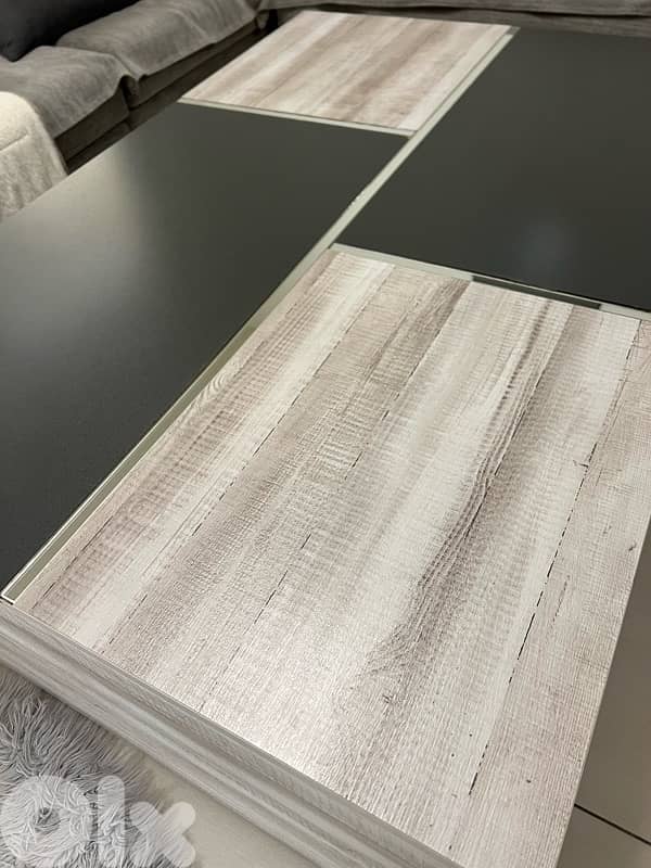 Big living room table 5