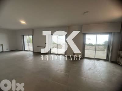 L19834 - Luxurious Villa For Sale in Fakra Club