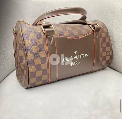 محل جزادين وشنط للإيجار