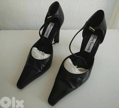 Guy Laroche shoes (lace) - Not Negotiable