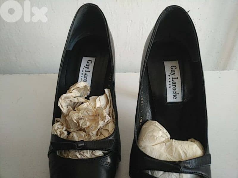 Guy Laroche shoes (knot) - Not Negotiable 1