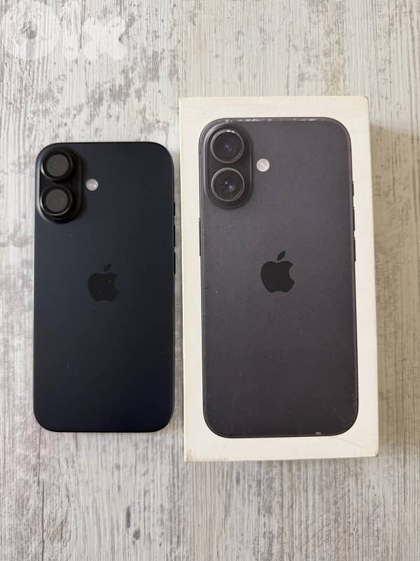 iPhone 16 Open Box 2