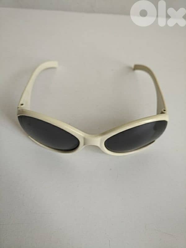 White sunglasses - Not Negotiable 1