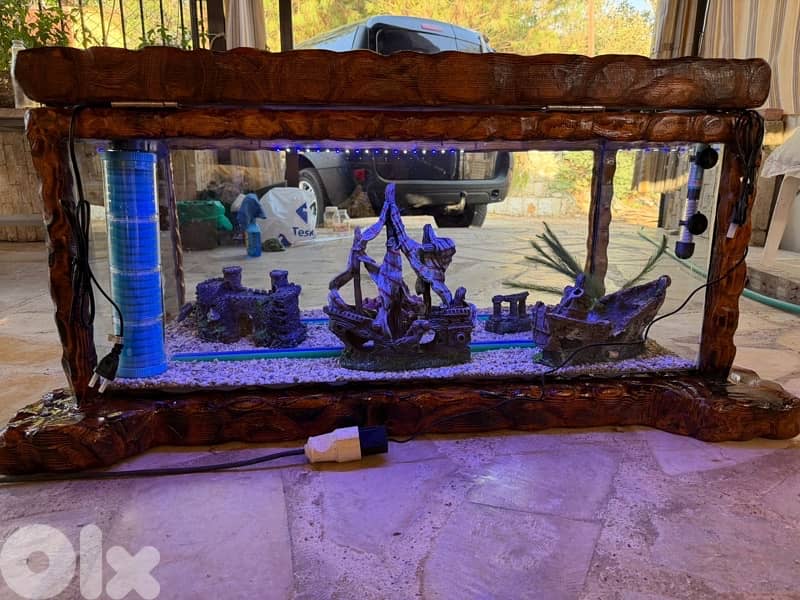 Aquarium Table 0