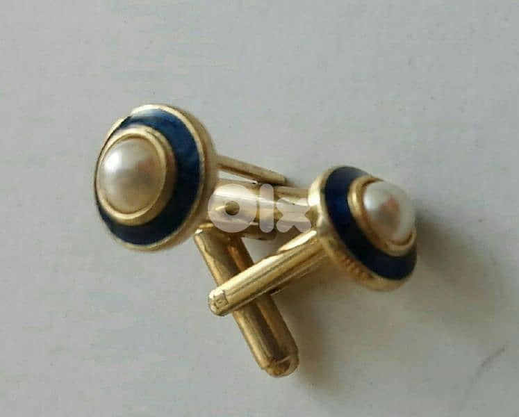 Old elegant cufflinks - Not Negotiable 1