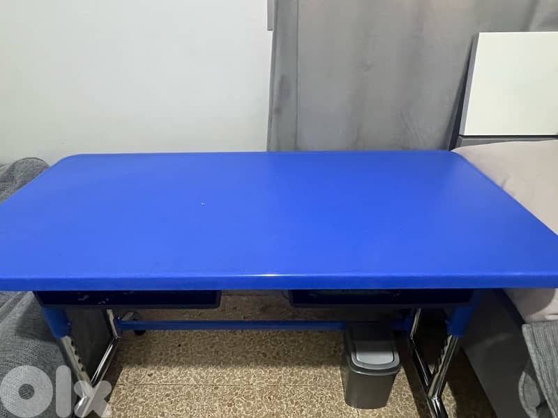 table and chair for kids 3