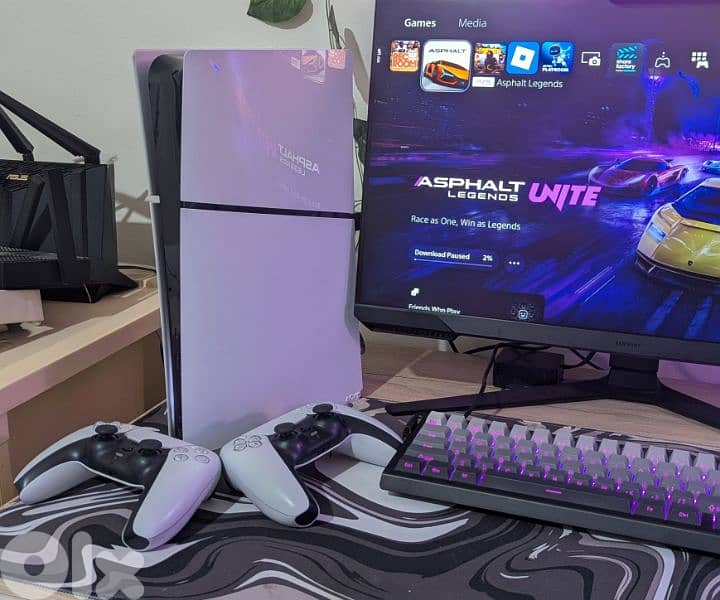 PS5 SLIM DIGITAL EDITION WITH 2 CONTROLLERS 4