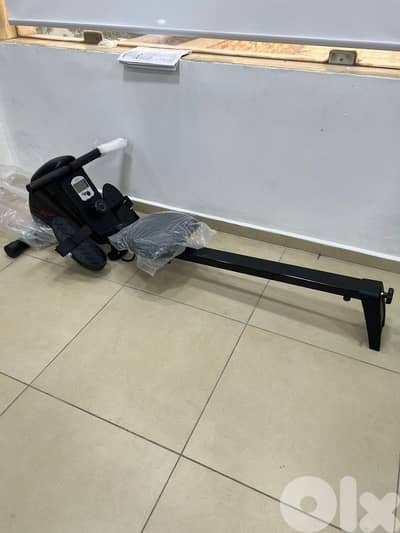 Rowing machine مكنة رياضة