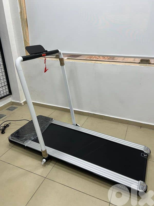 treadmill (foldabale) مكنة مشي 0