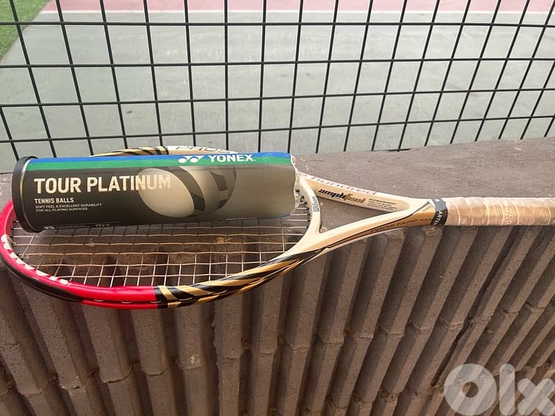 Tennis racket/ tennis Balls/ tennis Bag 8