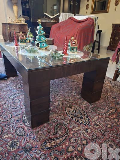 للبيع طاولة نص