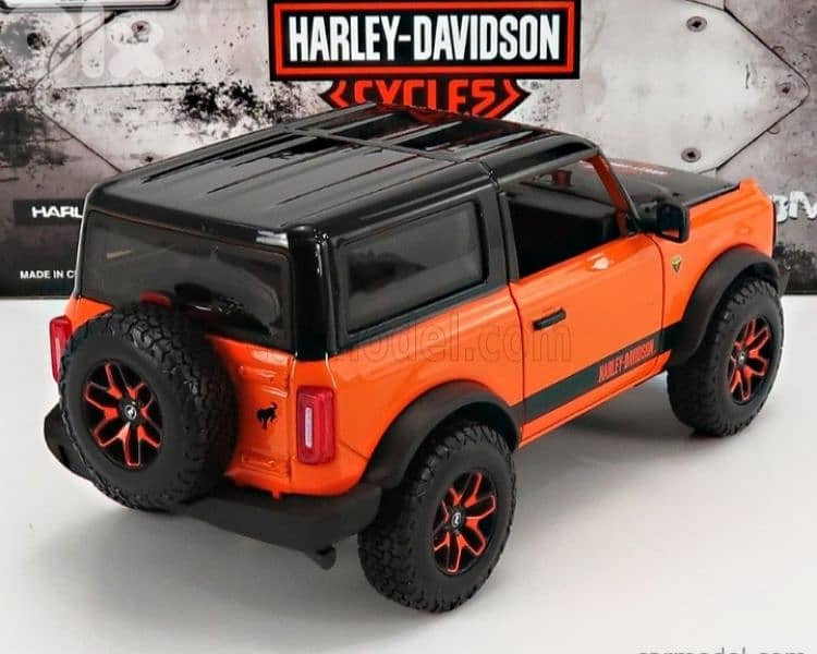 Ford Bronco 2021 (Harley Davidson) diecast car model 1;24 2
