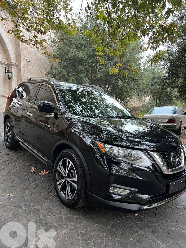 Nissan Rogue 2018 0
