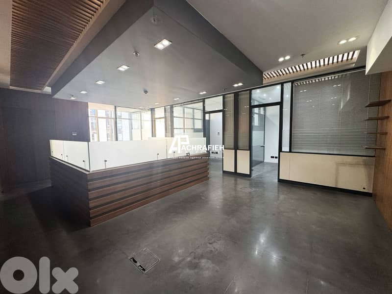 Office For Rent in Downtown - مكتب للأجار في وسط بيروت 0