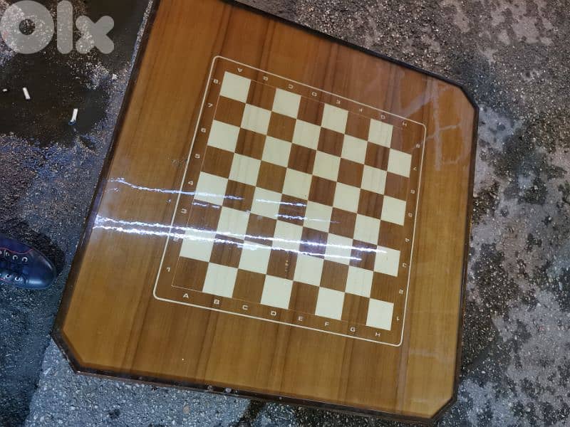 Gambling Table and Chess Table 4