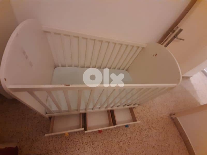 crib with mattress 1