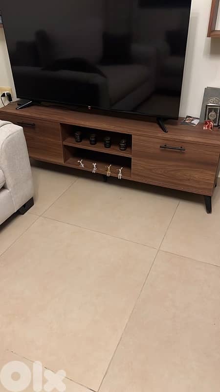 table tv unit 0