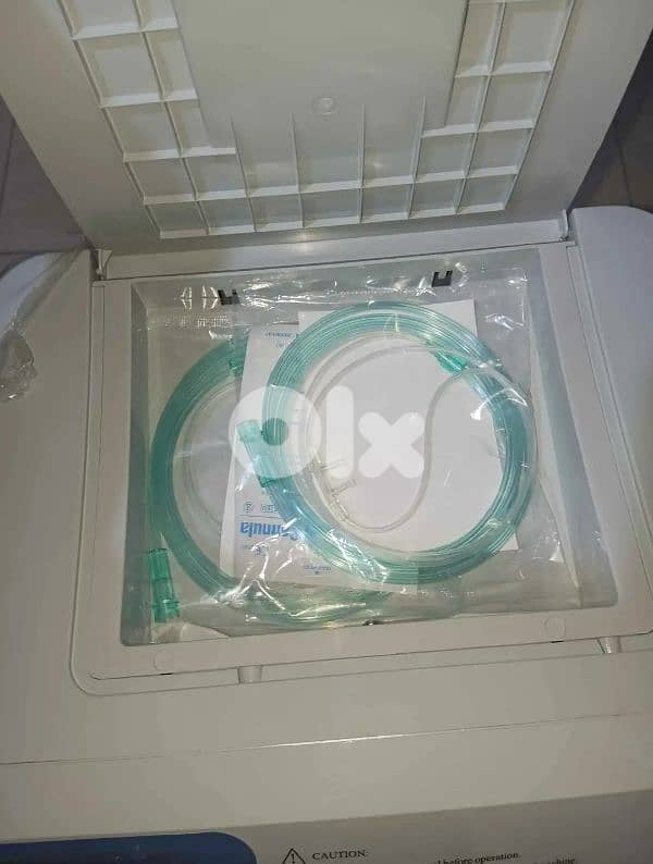 مكنة اوكسيجين غير مستعملة جديدة بالعلبة 8