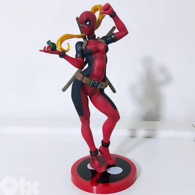 Lady Deadpool Figure