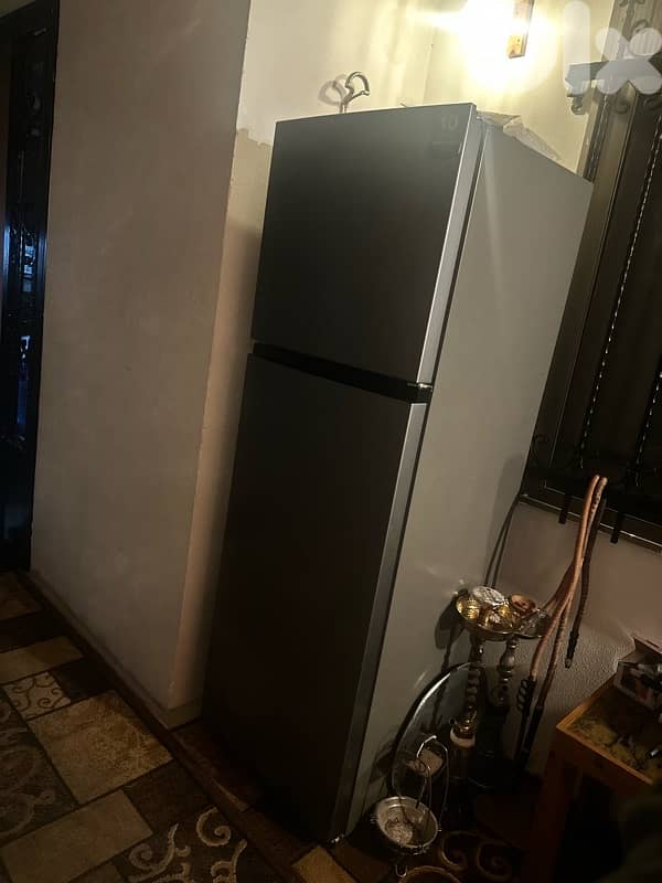Hisense fridge and freezer 3