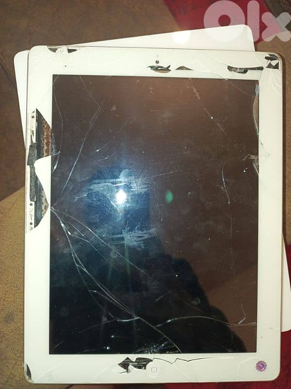 2 ipad and minilaptop and iphone 8 5