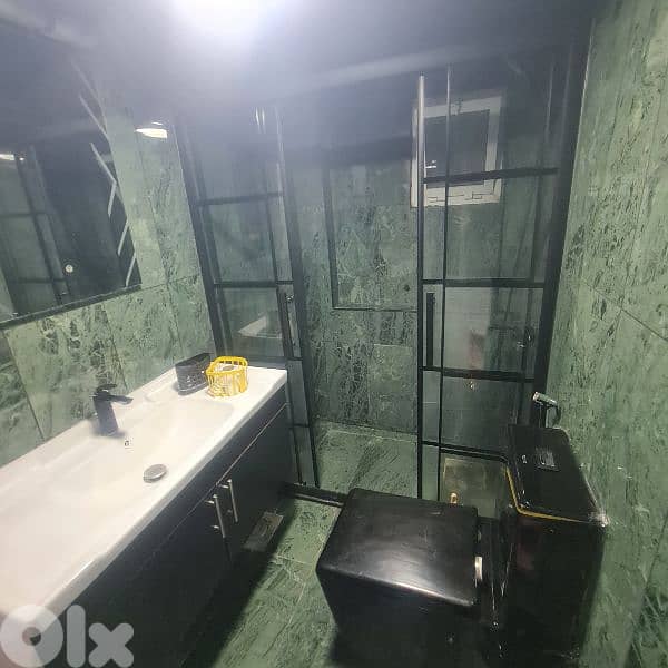 2 bedrooms furnished apartment for rent in Furn El Chebbak 0