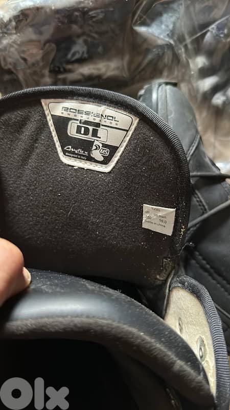 Rossignol snowboard & bindings & shoes 5