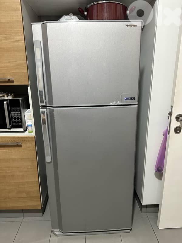 TORNADO Refrigerator 0