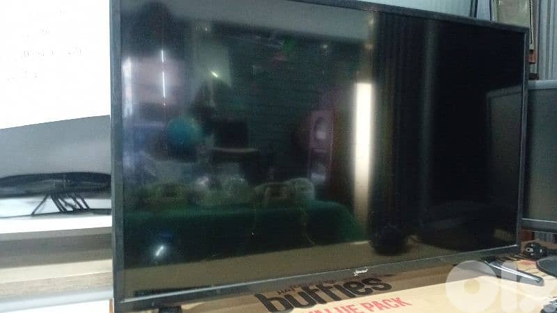 تلفزيون شبه جديد 32 عادي 0