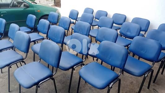 كراسي اوروبي شبه جديد