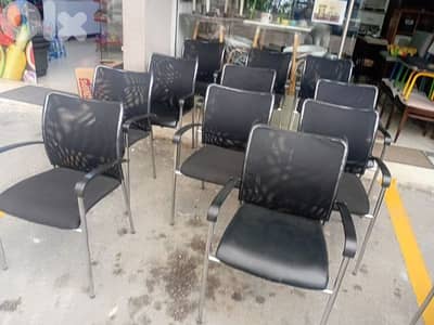 طاولات كراسي اوروبي شبه جديد