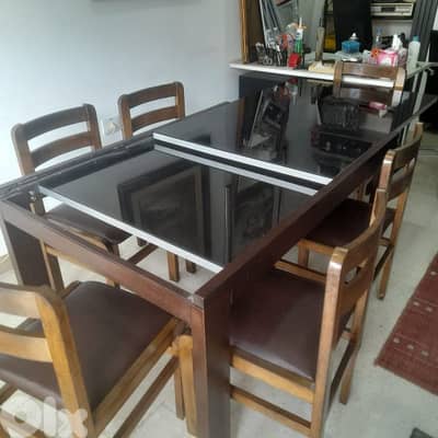 طاولي اوروبي شبه جديد تفتح  دوبل