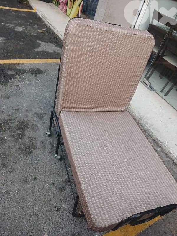 تخوتي اوروبي متين 1