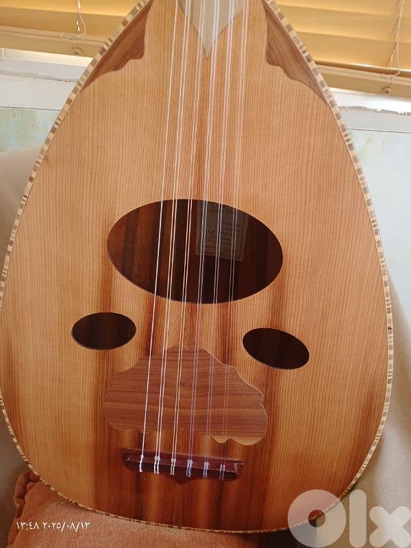 عود جميل جدا ممتاز  بسعر مناسب ومخفض جدا انتزوا الفرصة 3