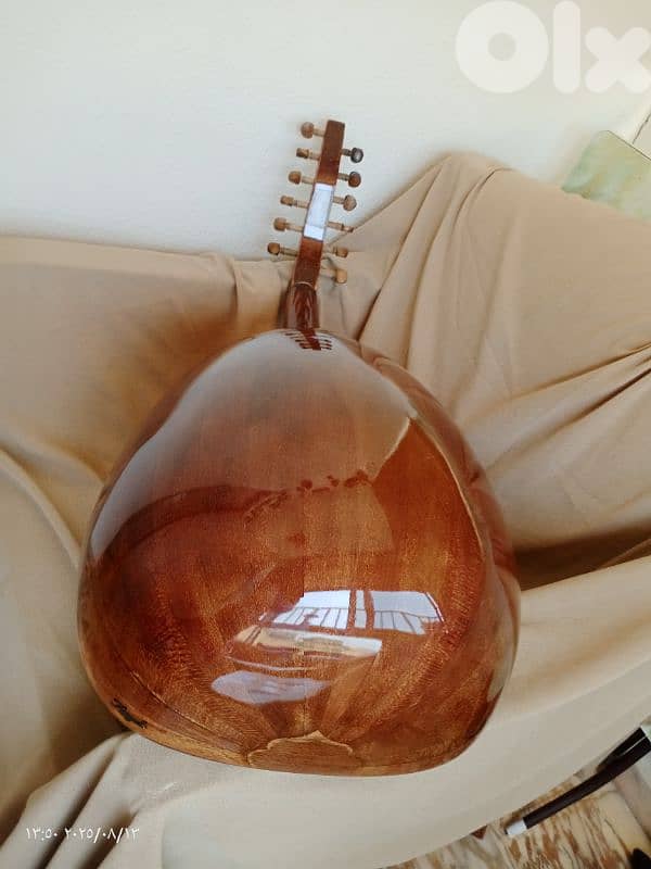 عود جميل جدا ممتاز  بسعر مناسب ومخفض جدا انتزوا الفرصة 12